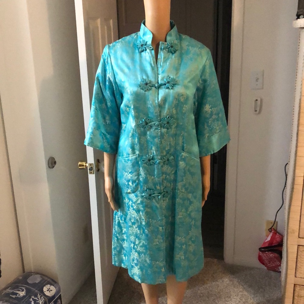 Violet robe